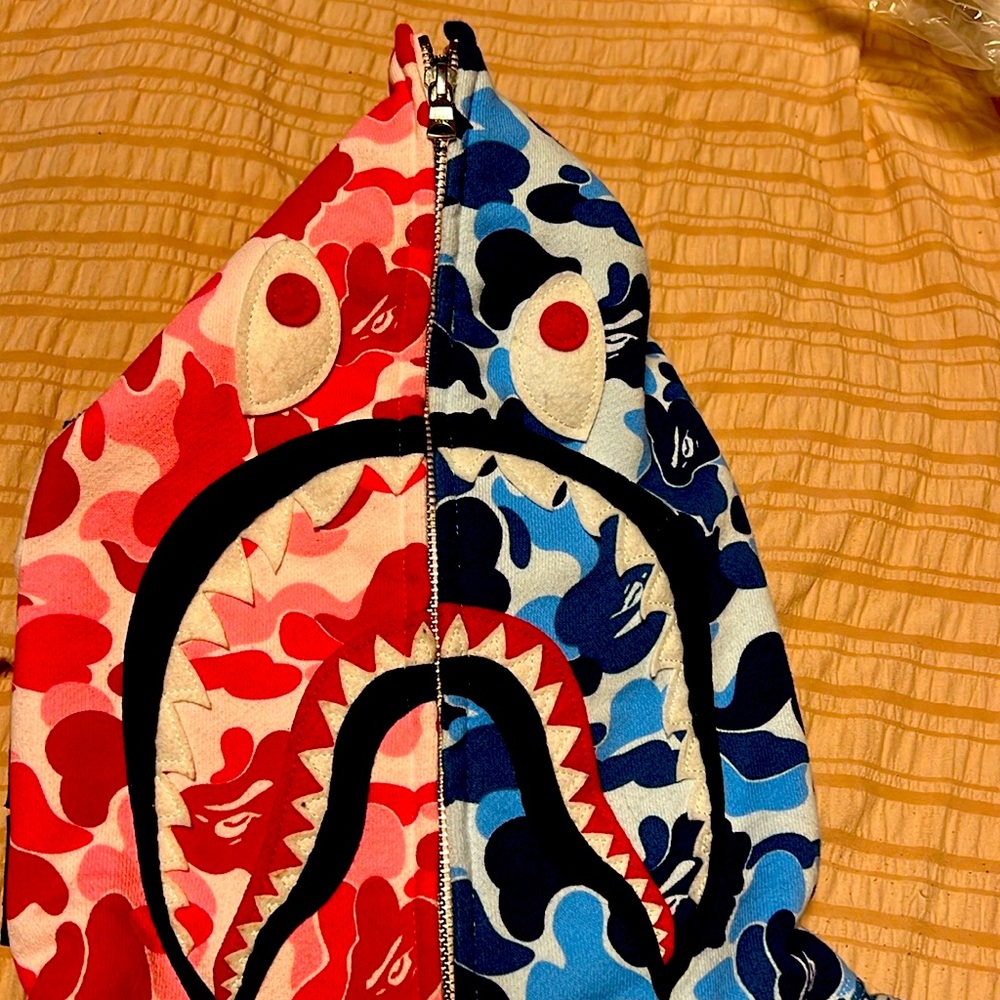 Bape zip up hoodie